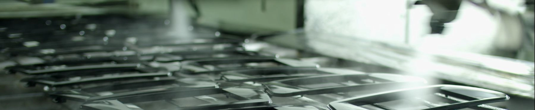 Spray coating for automotive components